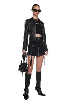 Poster Grl Tops|Plus*Blunt Brat Graphic Tee