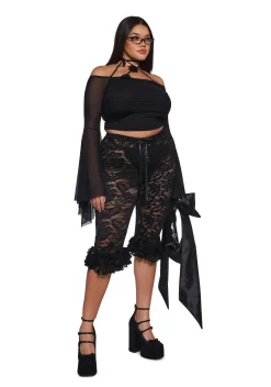 Sugar Thrillz Bottoms|Plus*Daring Love Lace Capri Pants - Black