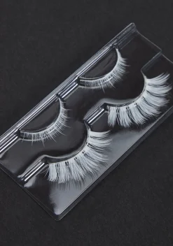 DARKER WAVS Beauty*Diatonic Faux Eyelashes