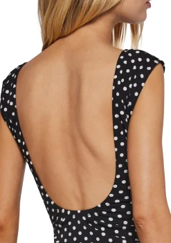 dELiA*s by Dolls Kill Tops|Plus*Elegant Turn Short Sleeve Top