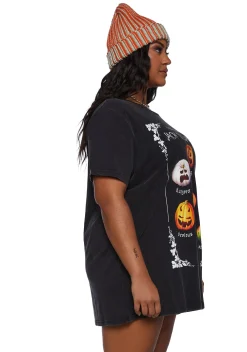 Trickz N' Treatz Tops|Plus*Plus Mood Board Graphic Tee