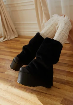 Sugar Thrillz Boots|Platforms*Snuggle Wonderland Platform Boots - Black